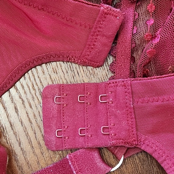 Elomi 38DDD/38F Burgundy red bra - Picture 7 of 9